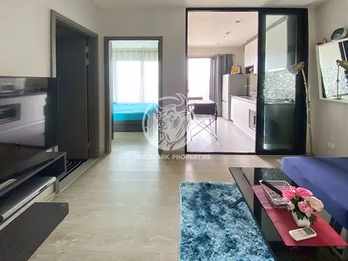 for-rent-sea-view-1-bedroom-condo-at-the-base-central-pattaya-conveniently-located-near-public-transport-bmc1720