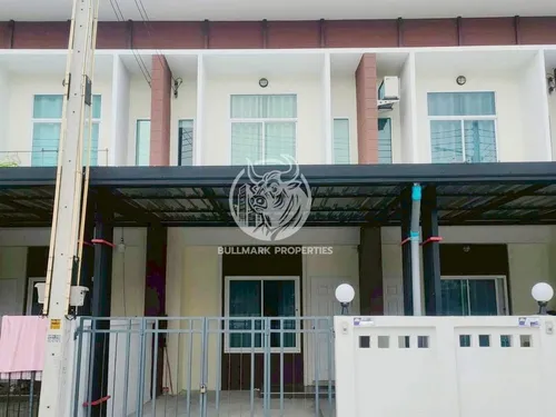 cozy-2-bedroom-house-for-rent-in-nong-pla-lai-pattaya-convenient-public-transportation-access-bmh1726