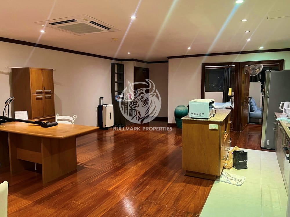 stunning-2-bedroom-sea-view-condo-for-rent-at-jomtien-plaza-condotel-with-excellent-public-transportation-access-bmc1791