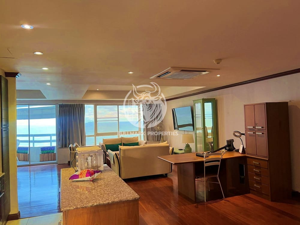 stunning-2-bedroom-sea-view-condo-for-rent-at-jomtien-plaza-condotel-with-excellent-public-transportation-access-bmc1791