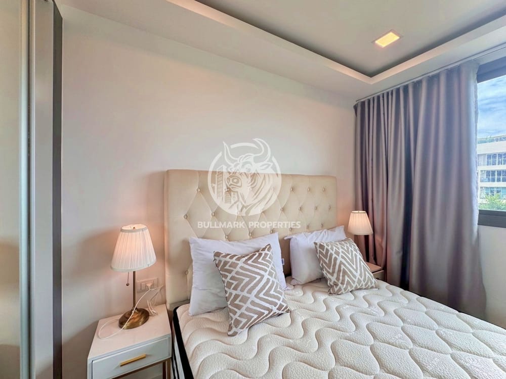 city-view-1-bedroom-condo-for-rent-at-arcadia-center-suites-pattaya-pratumnak-bmc1792