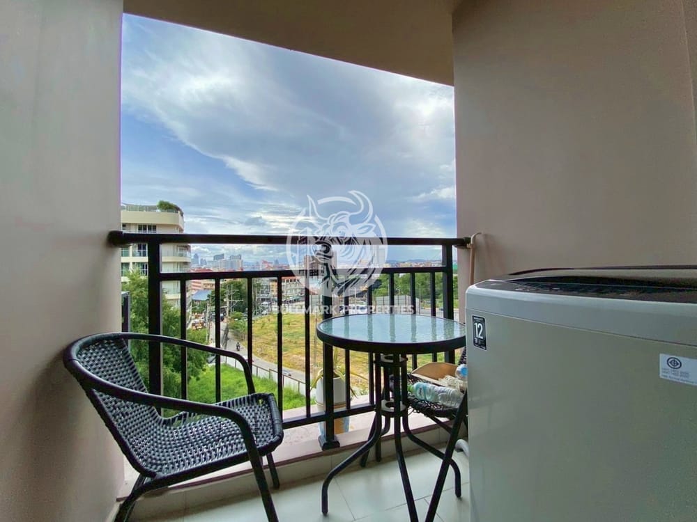 city-view-1-bedroom-condo-for-rent-at-arcadia-center-suites-pattaya-pratumnak-bmc1792