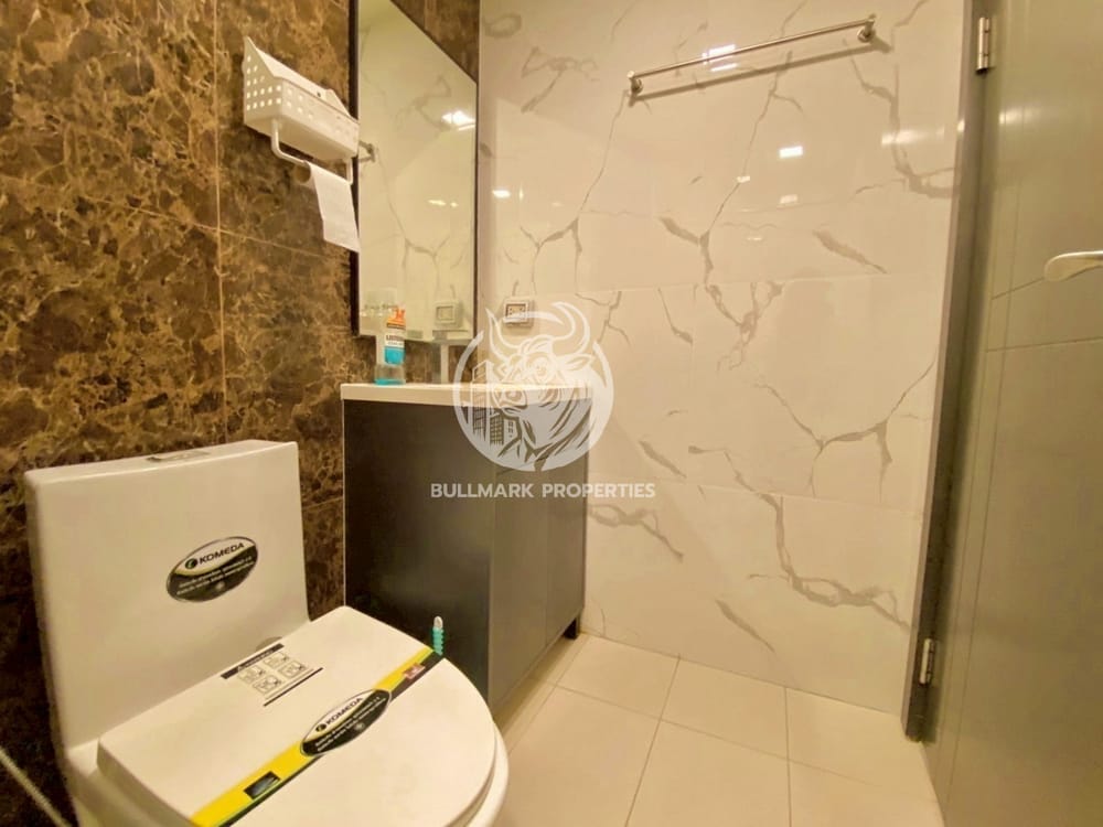city-view-1-bedroom-condo-for-rent-at-arcadia-center-suites-pattaya-pratumnak-bmc1792