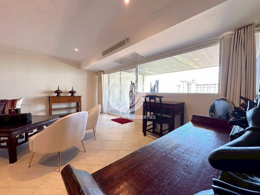 stylish-1-bedroom-condo-with-sea-view-at-executive-residence-iv-in-pratumnak-pattaya-for-sale-bmc1794