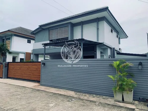 spacious-3-bedroom-house-for-rent-in-uraiwan-park-view-east-pattaya-bmh1796