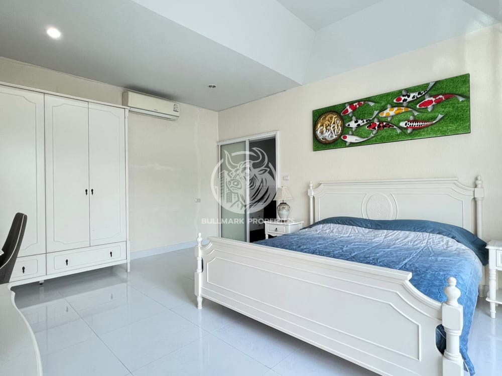 charming-3-bedroom-with-private-pool-for-rent-on-east-pattaya-bmh1797