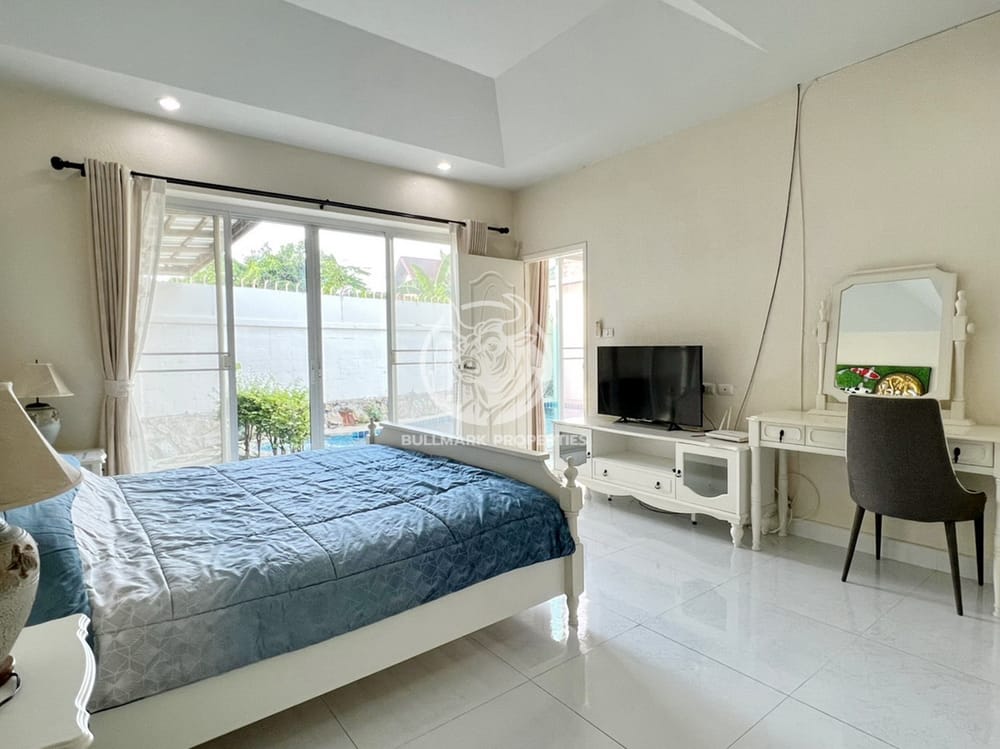charming-3-bedroom-with-private-pool-for-rent-on-east-pattaya-bmh1797