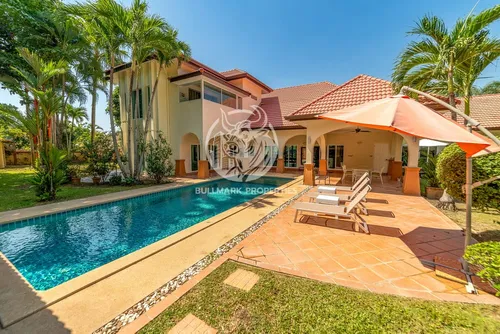 spacious-5-bedroom-house-for-sale-at-coco-palm-huay-yai-bmh1830