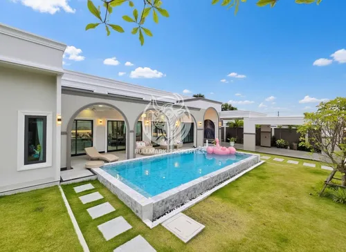 spacious-4-bedroom-house-for-sale-in-east-pattaya-with-city-view-bmh1854