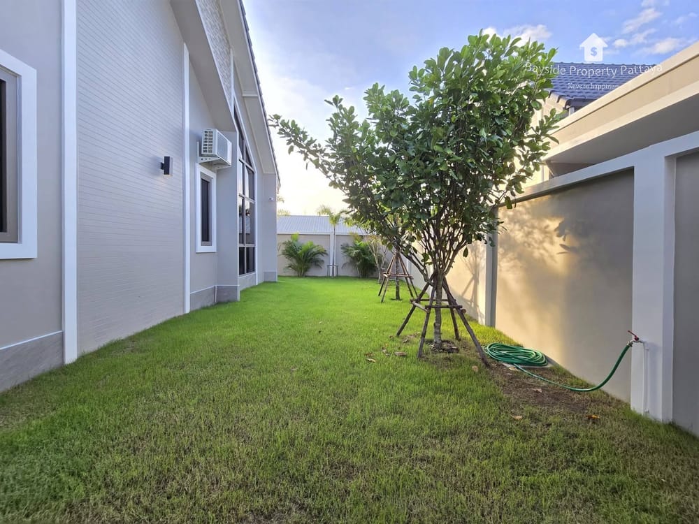 Stunning 3-Bedroom Pool Villa for Sale in Nordic Park Hill, Pratumnak 5