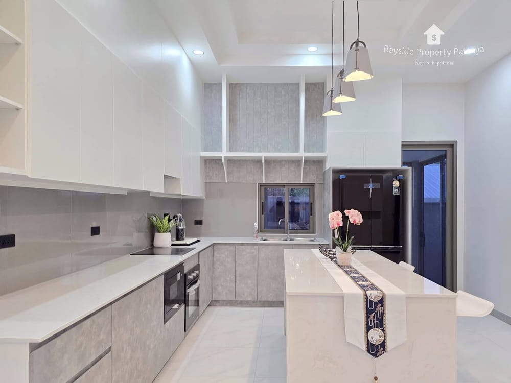 Stunning 3-Bedroom Pool Villa for Sale in Nordic Park Hill, Pratumnak 16