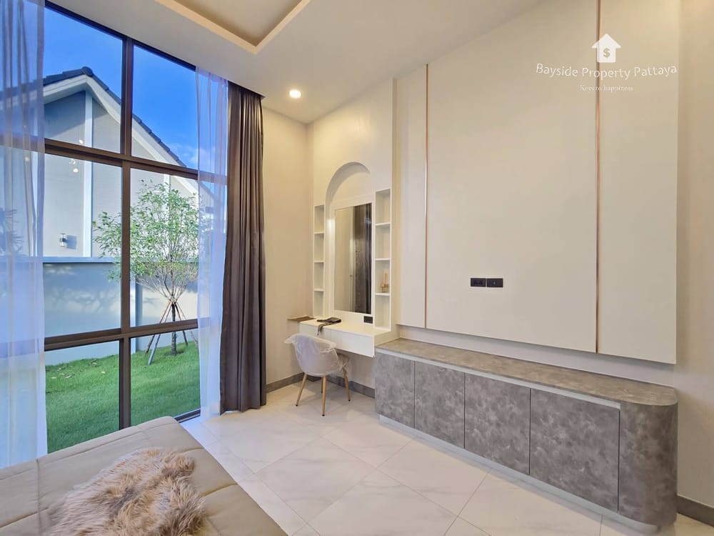 Stunning 3-Bedroom Pool Villa for Sale in Nordic Park Hill, Pratumnak 14