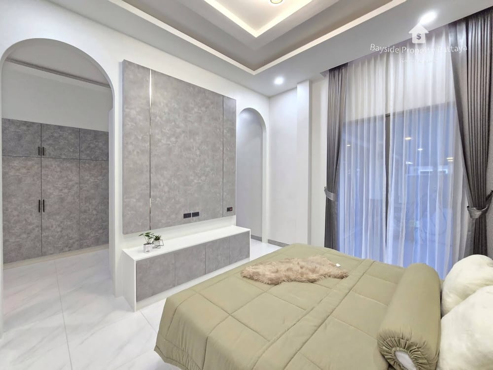 Stunning 3-Bedroom Pool Villa for Sale in Nordic Park Hill, Pratumnak 19