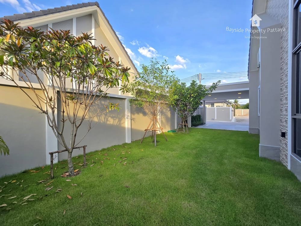 Stunning 3-Bedroom Pool Villa for Sale in Nordic Park Hill, Pratumnak 7