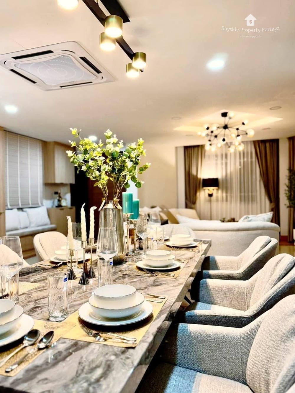Luxury Villa for Sale in Na Kluea, Pattaya - 4 Bedrooms with Air Conditioning 6