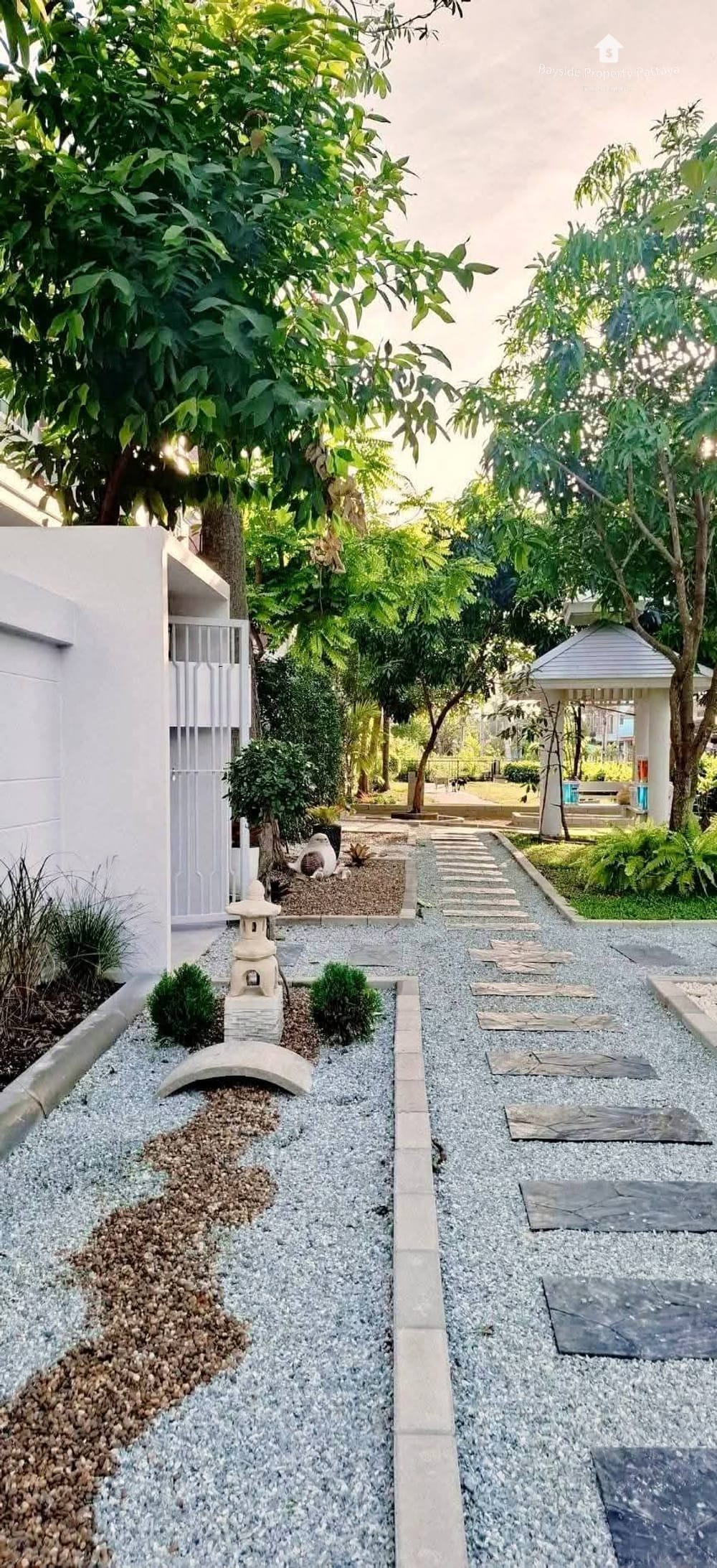 Luxury Villa for Sale in Na Kluea, Pattaya - 4 Bedrooms with Air Conditioning 13