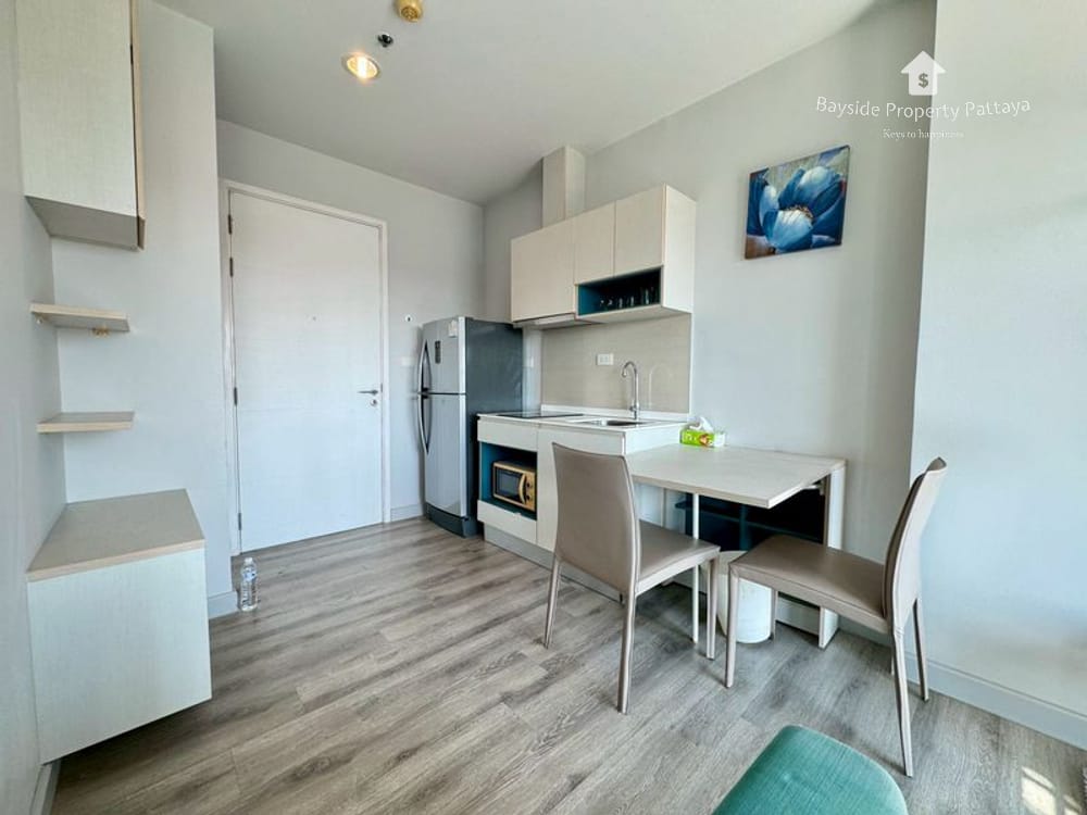 Modern 1-Bedroom Condo for Sale in Centric Sea, Pattaya City - 24/7 Security 6