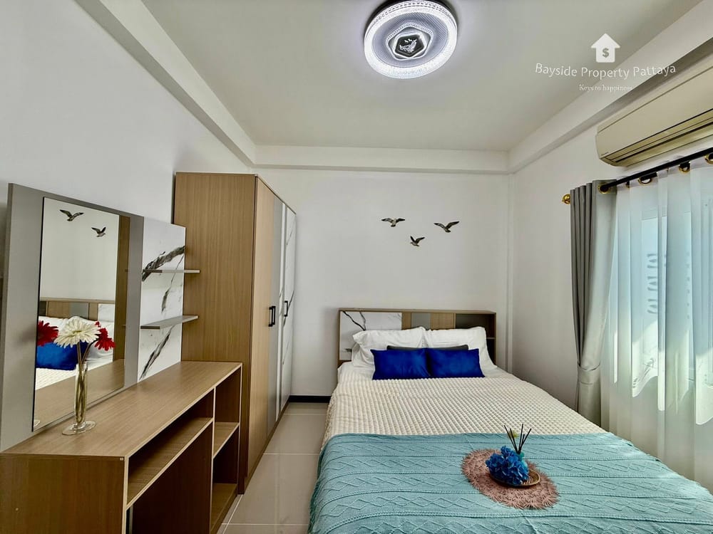 3-Bedroom Detached House For Sale in East Pattaya - Pet Friendly with Air Conditioning 11