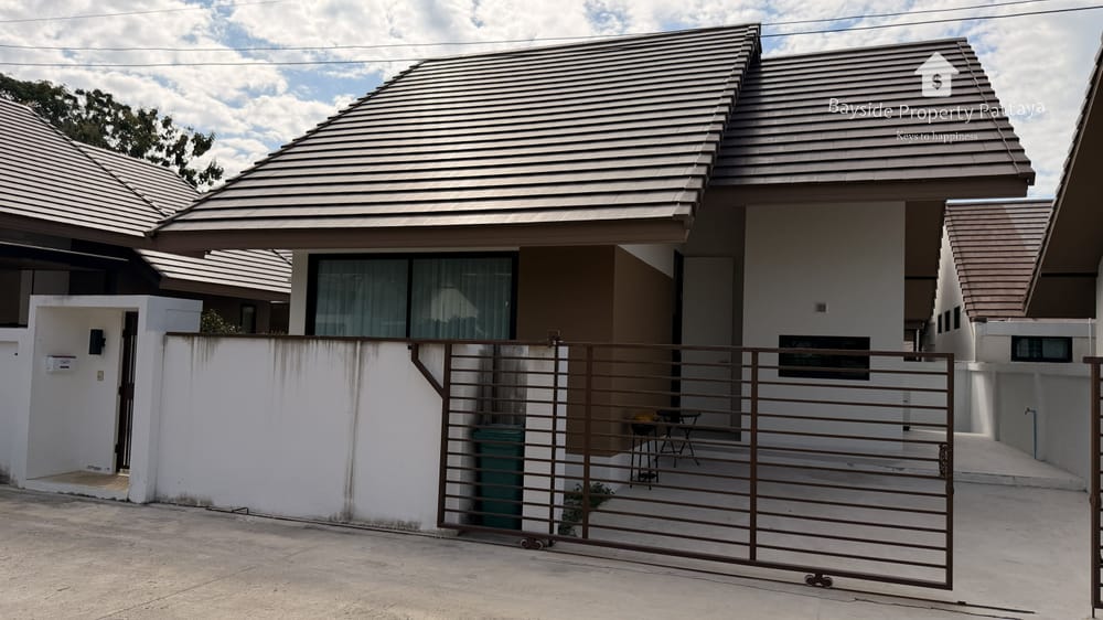 Pet-Friendly 2-Bedroom House for Sale in The Maple Pattaya, East Pattaya 5