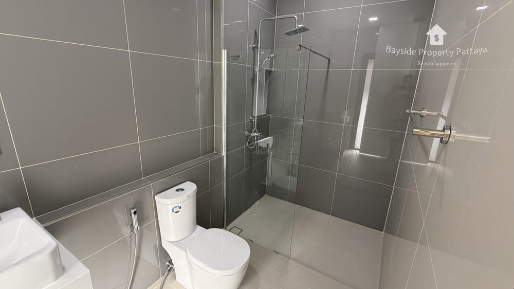 Pet-Friendly 2-Bedroom House for Sale in The Maple Pattaya, East Pattaya 19