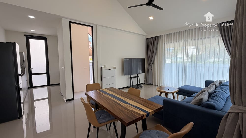 Pet-Friendly 2-Bedroom House for Sale in The Maple Pattaya, East Pattaya 28