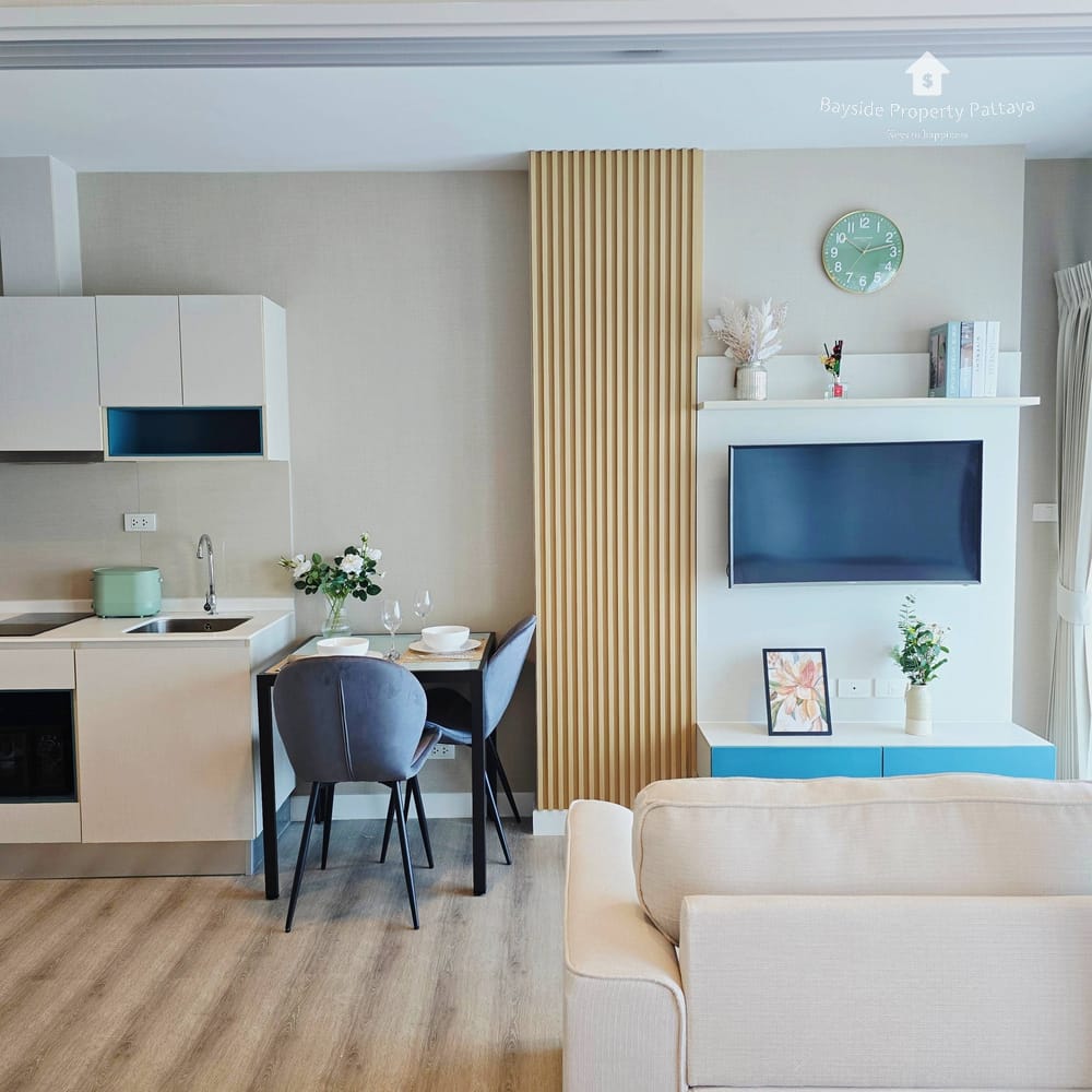 Modern 1-Bedroom Condo for Sale in Centric Sea, Pattaya City with Stunning City View and 24/7 Security 5