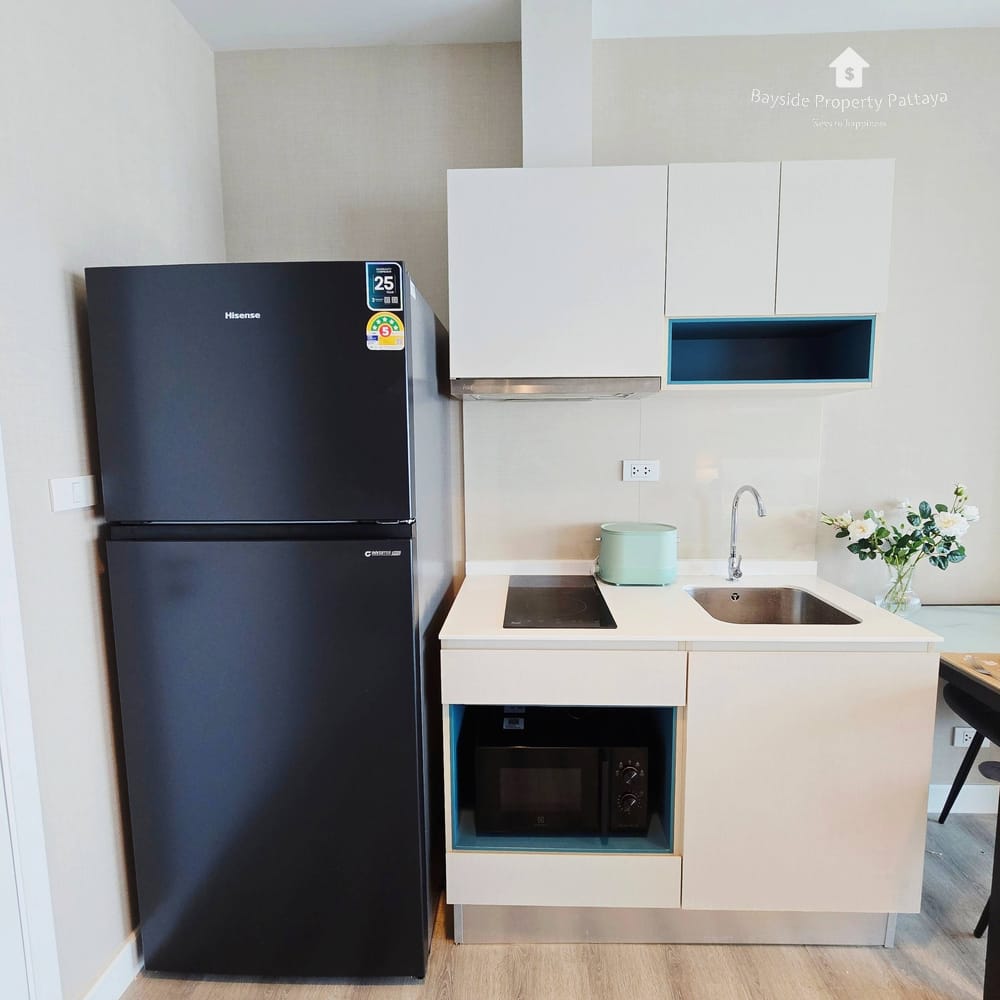 Modern 1-Bedroom Condo for Sale in Centric Sea, Pattaya City with Stunning City View and 24/7 Security 18