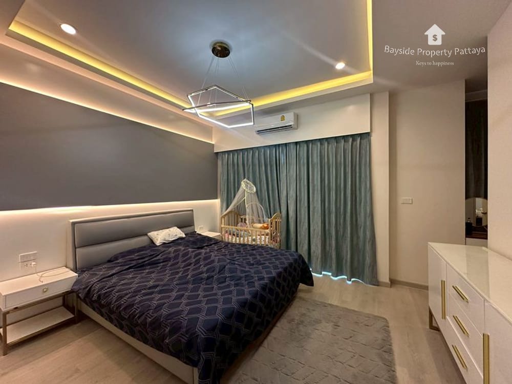 Secure 4-Bedroom House for Sale in Nong Pla Lai, Pattaya 9