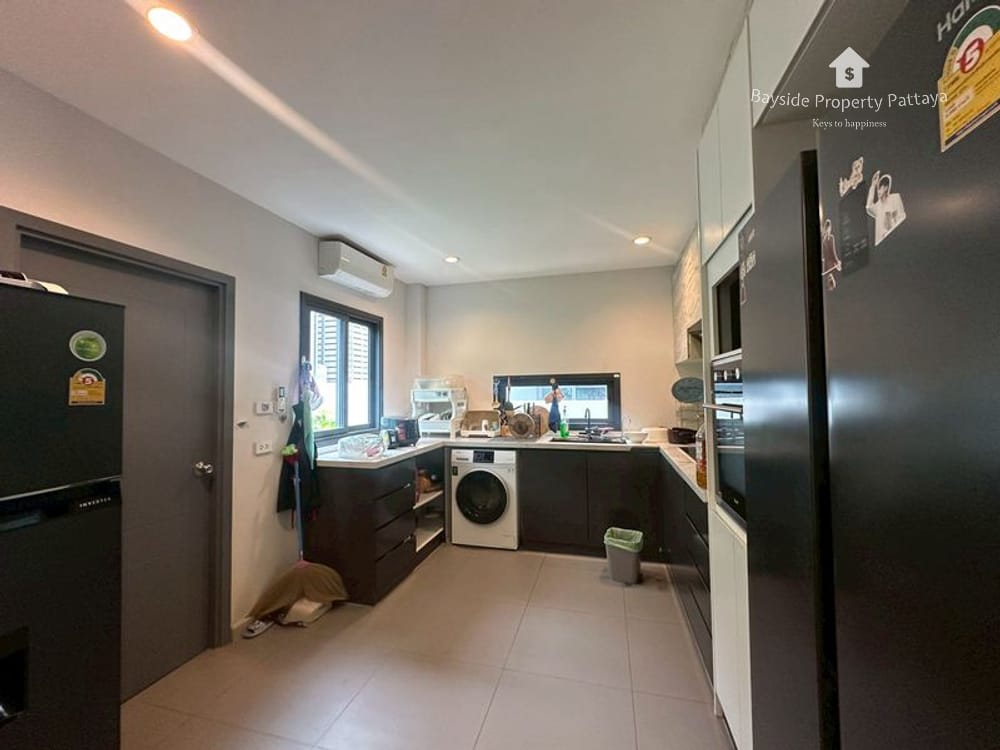 Secure 4-Bedroom House for Sale in Nong Pla Lai, Pattaya 12