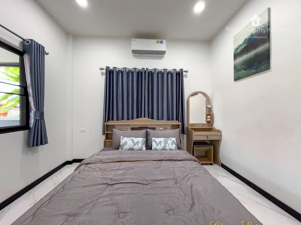 Modernes Einfamilienhaus mit 3 Schlafzimmern zum Verkauf in Pattaya Hill 2 14