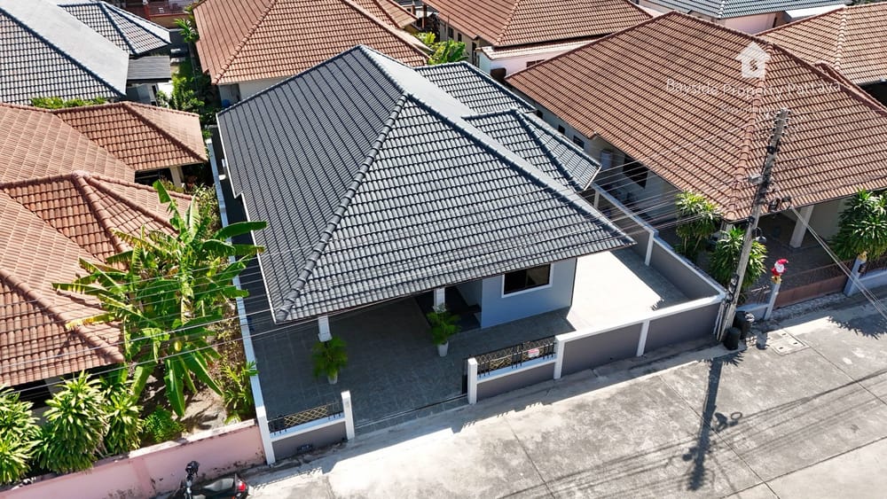 Modernes Einfamilienhaus mit 3 Schlafzimmern zum Verkauf in Pattaya Hill 2 27