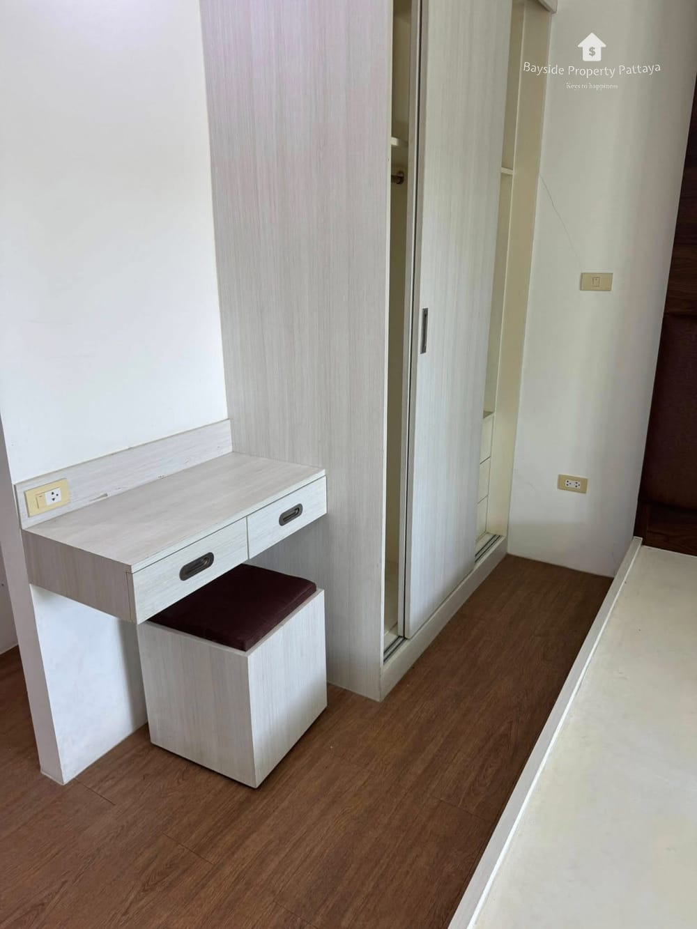 Pet-Friendly Hotel For Sale Near Restaurants in Pattaya City 5