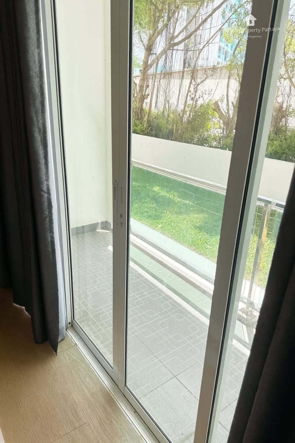 Pet-Friendly Hotel For Sale Near Restaurants in Pattaya City 6