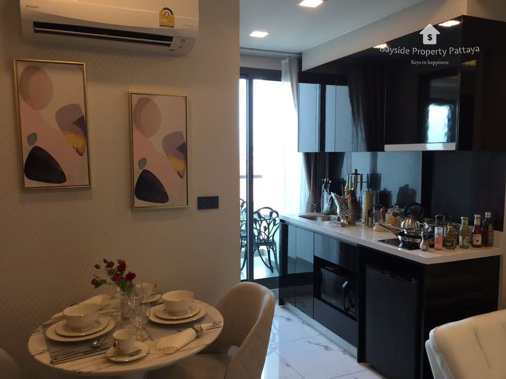 ขาย 1 ห้องนอน คอนโดวิวทะเล ใน อคาเดีย มิลเลนเนียม ทาวเวอร์ (Arcadia Millennium Tower) 4