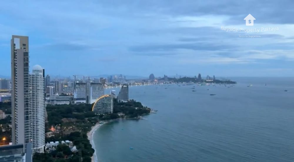 芭提雅旺阿玛特海滩Arom Wongamat海景公寓89平米2室2卫出售 2