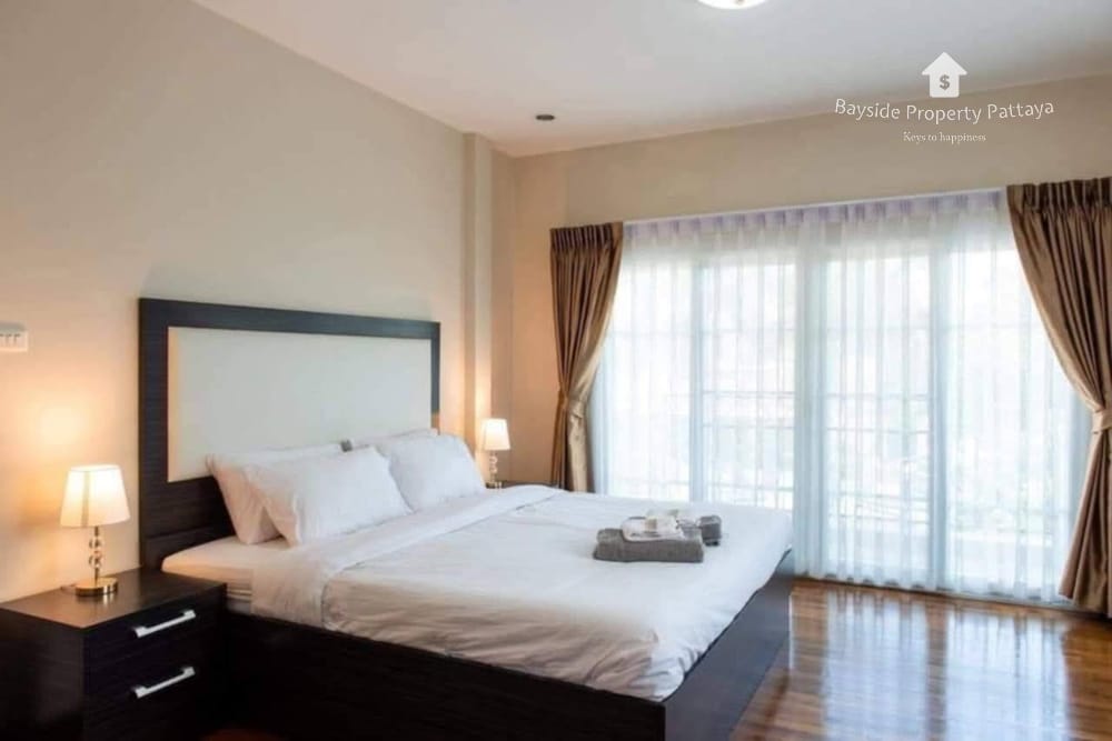 4-Bedroom Villa for Rent in Central Park Hillside, East Pattaya with Air Conditioning 9