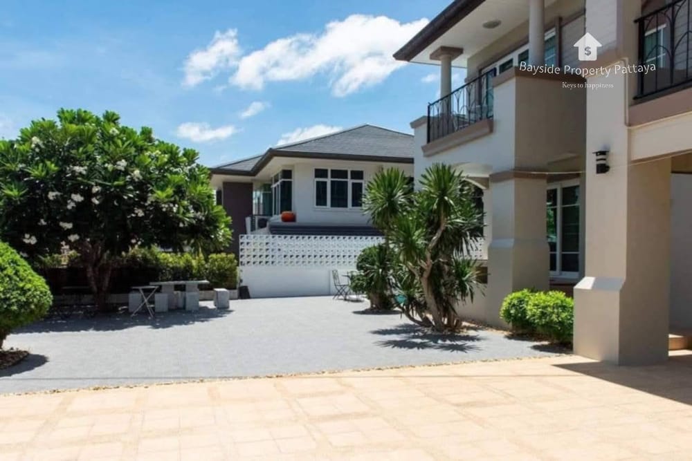 4-Bedroom Villa for Rent in Central Park Hillside, East Pattaya with Air Conditioning 4