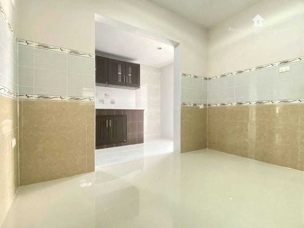 For Sale: 3-Bedroom House in Baan Klang Suan, Nong Pla Lai, Pattaya - Pet Friendly with 24/7 Security 17