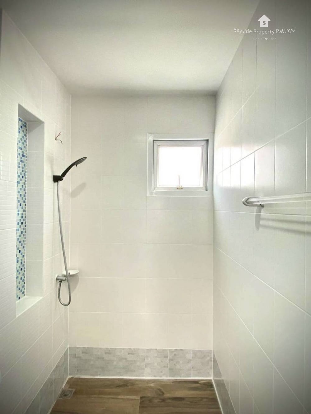 For Sale: 3-Bedroom House in Baan Klang Suan, Nong Pla Lai, Pattaya - Pet Friendly with 24/7 Security 24