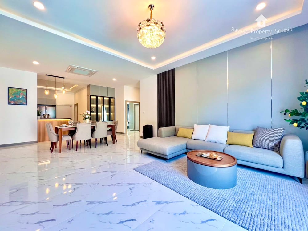 4-Bedroom Pool Villa with Air Conditioning for Sale in Nong Pla Lai, Pattaya 3