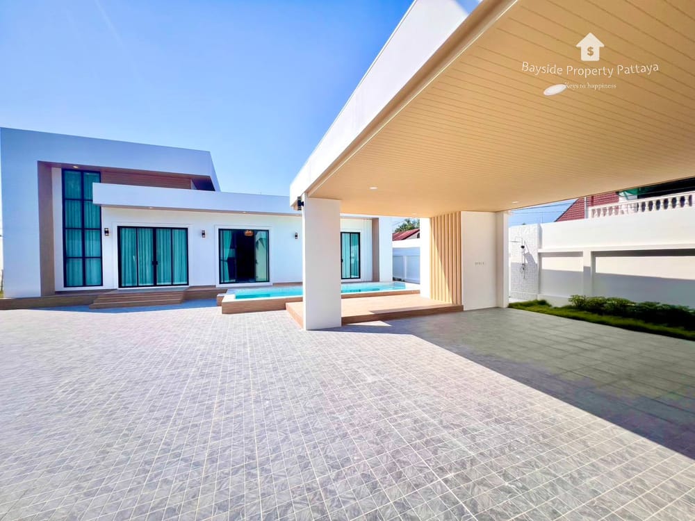 4-Bedroom Pool Villa with Air Conditioning for Sale in Nong Pla Lai, Pattaya 26