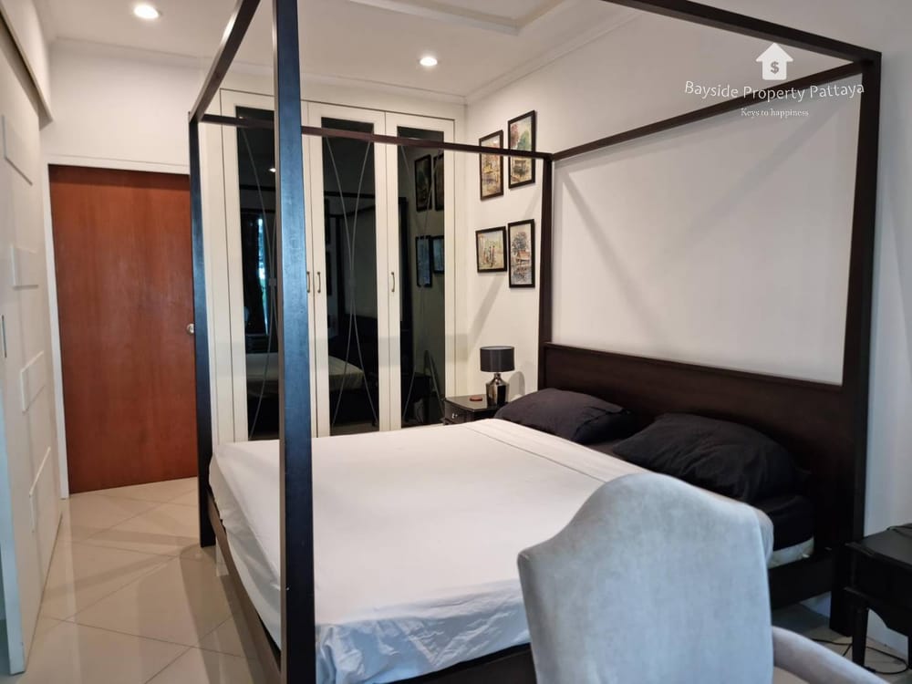 2-Bedroom Condo for Sale in Diamond Suites Resort, Pattaya City 2