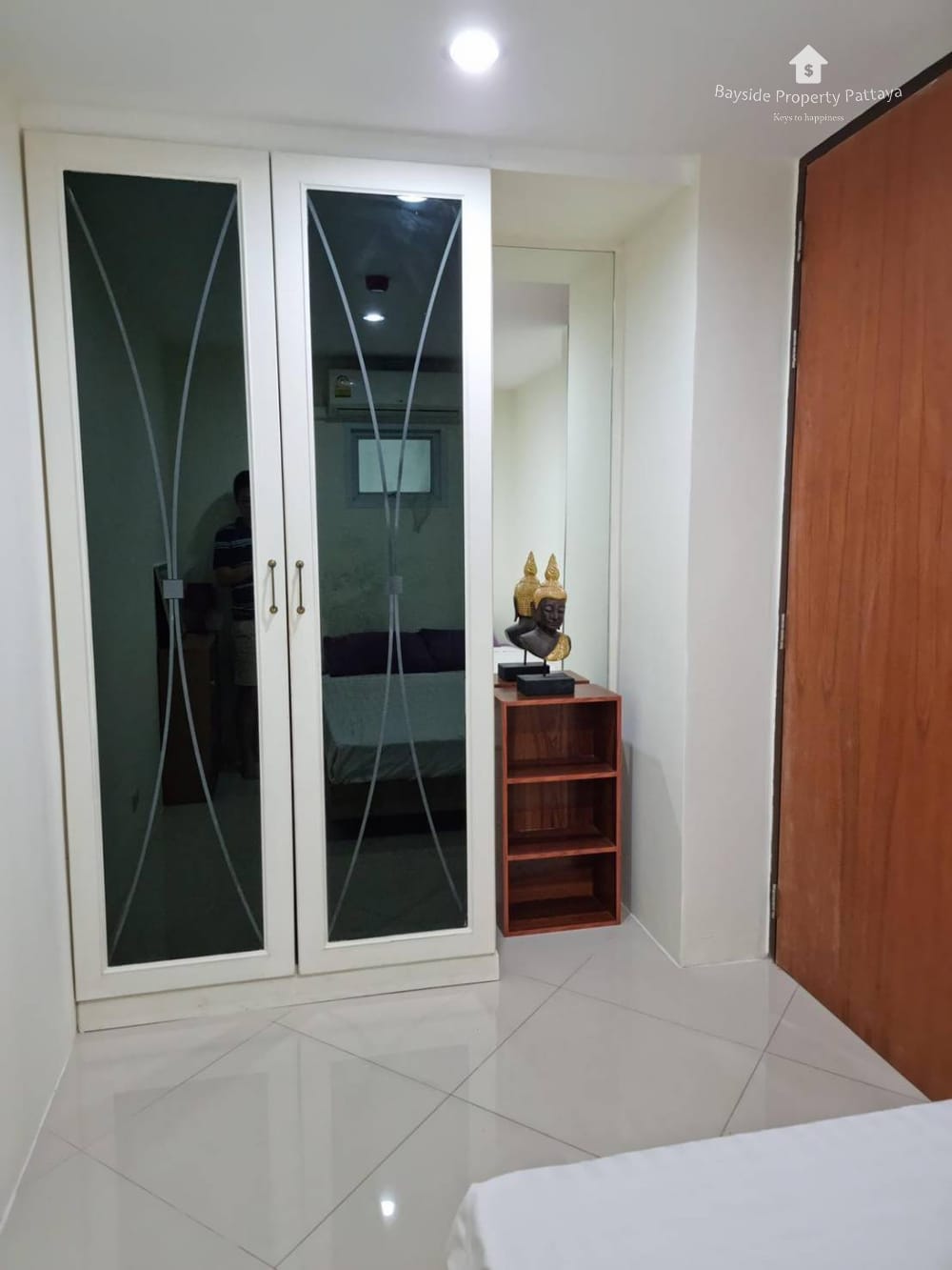2-Bedroom Condo for Sale in Diamond Suites Resort, Pattaya City 8