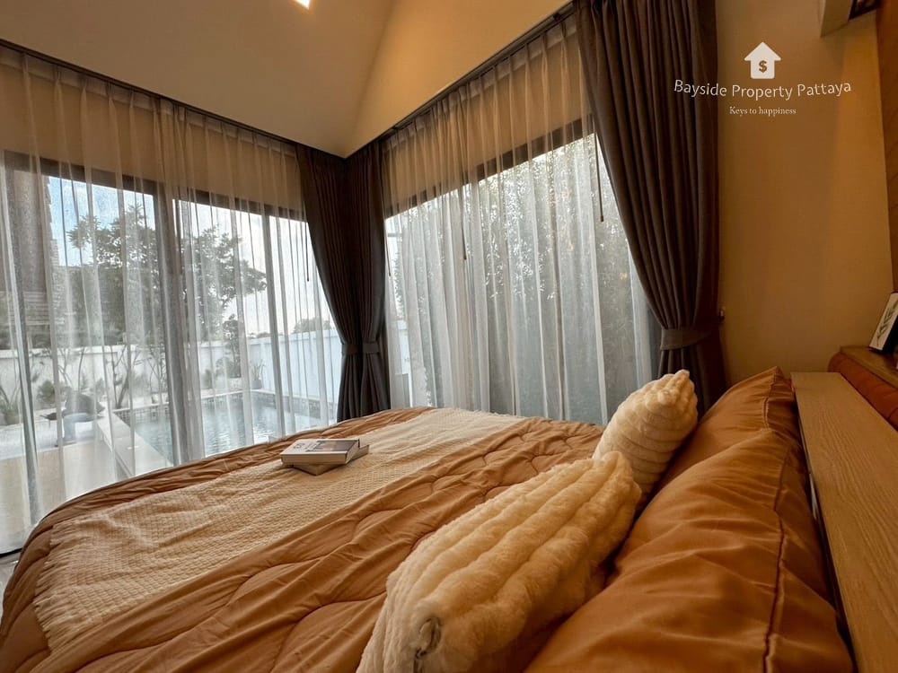 Stylish 2-Bedroom House for Sale in East Pattaya with Air Conditioning 3