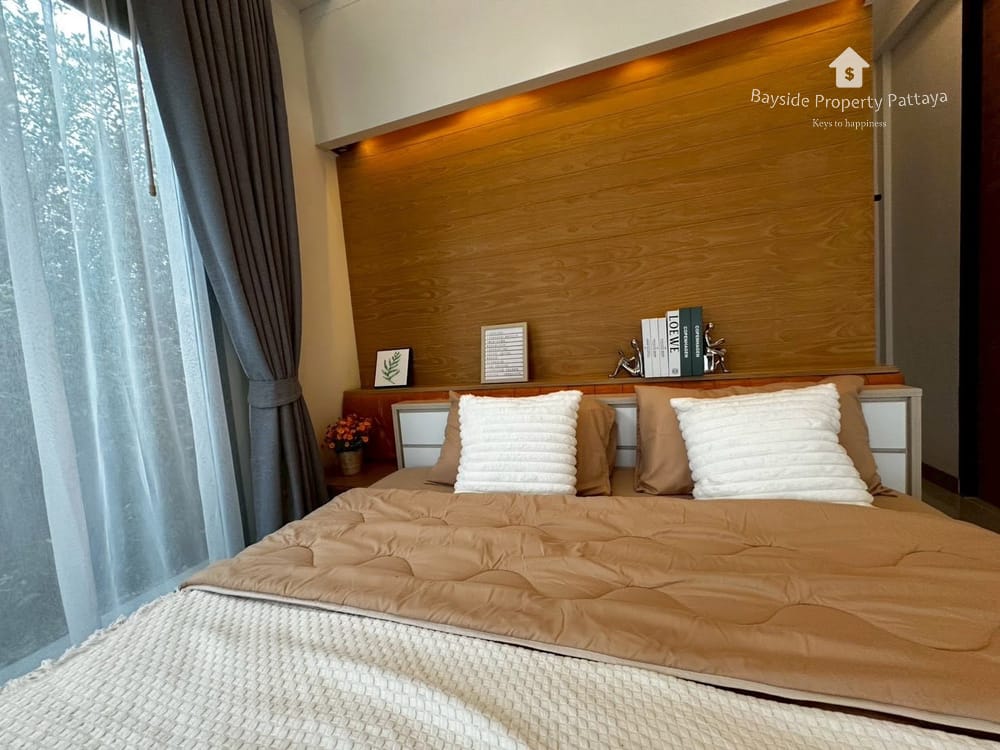 Stylish 2-Bedroom House for Sale in East Pattaya with Air Conditioning 7
