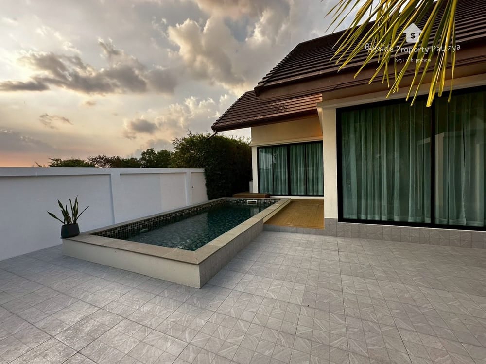 Stylish 2-Bedroom House for Sale in East Pattaya with Air Conditioning 8