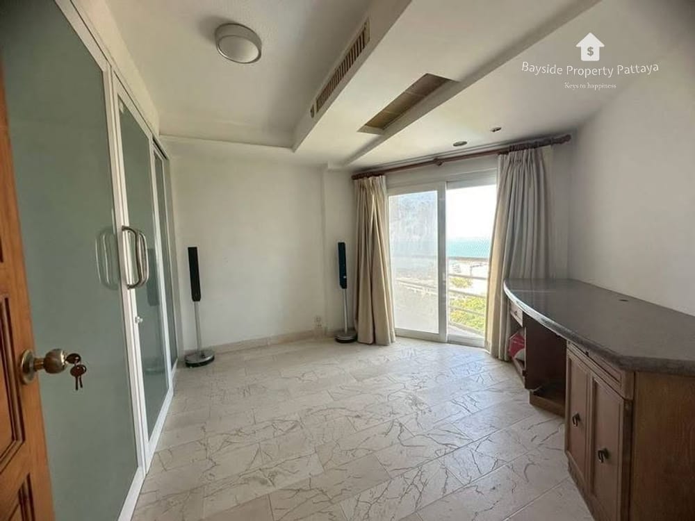 ขาย 1 ห้องนอน คอนโดวิวทะเล ใน จอมเทียน บีช คอนโดมิเนียม (Jomtien Beach Condominium) 10