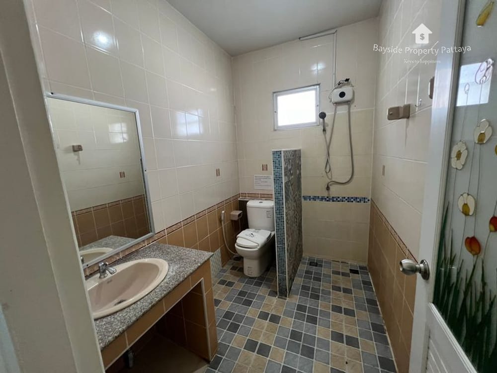 Geräumige Villa mit 7 Schlafzimmern zum Verkauf und zur Miete in der View Point Villa Jomtien, Pattaya 6