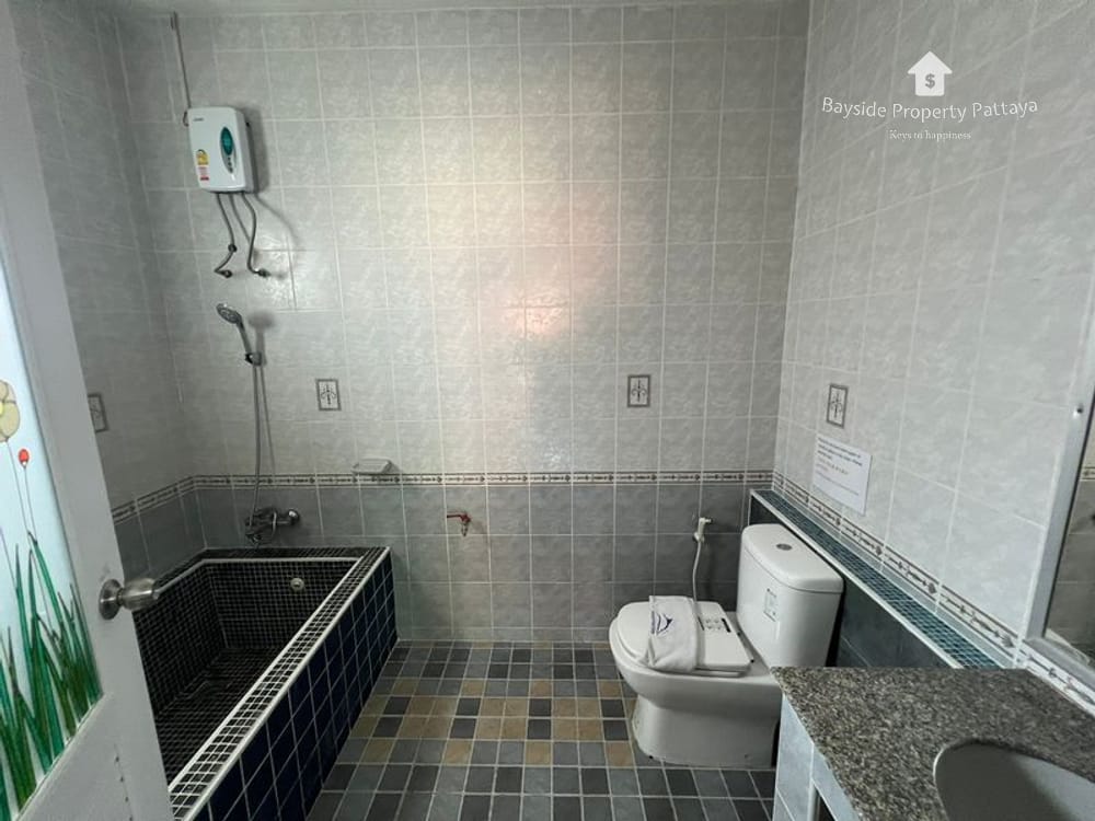 Geräumige Villa mit 7 Schlafzimmern zum Verkauf und zur Miete in der View Point Villa Jomtien, Pattaya 11