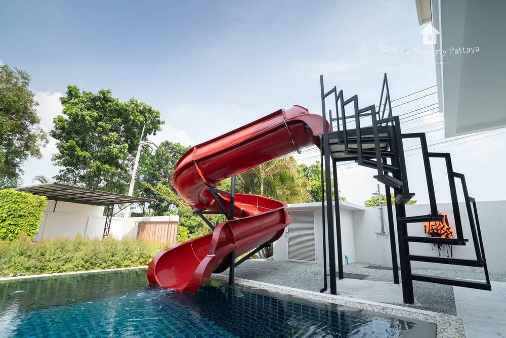 6-Bedroom Pool Villa for Sale or Rent in East Pattaya - Pet Friendly with Air Conditioning 3